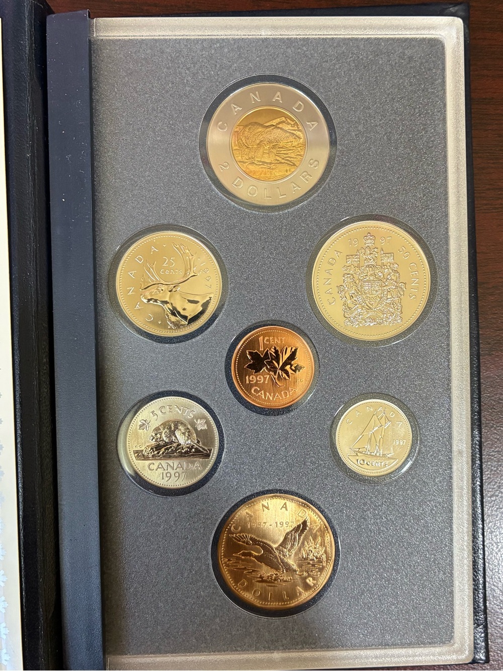 Royal Canadian Mint 1997 Specimen set. - Picture 3 of 5